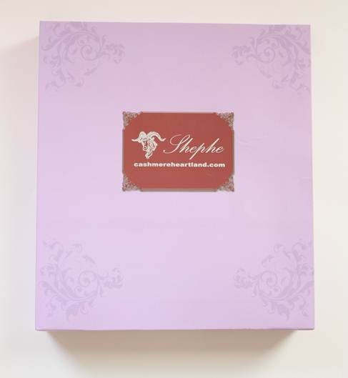 Description: Description: resized_IMG_GiftBox.jpg